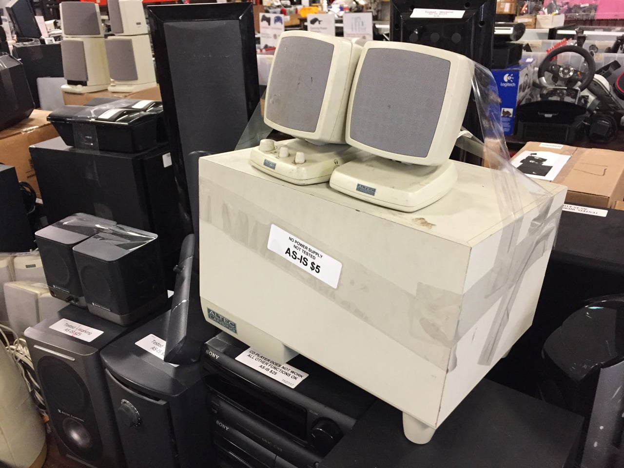 Křemíkové nebe RE-PC: prodejna starých počítačů v Seattlu