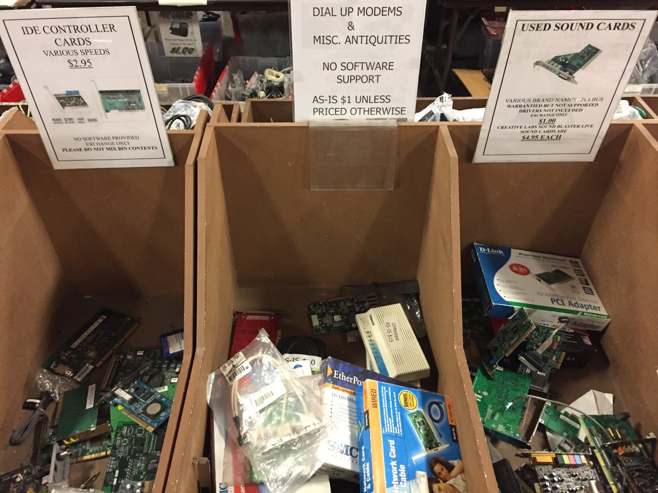 Křemíkové nebe RE-PC: prodejna starých počítačů v Seattlu