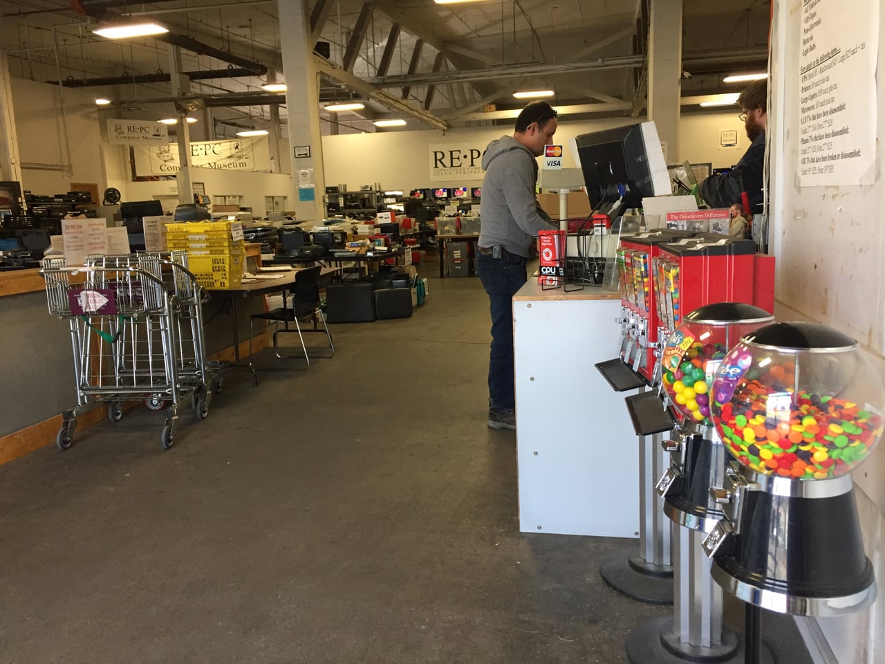 Křemíkové nebe RE-PC: prodejna starých počítačů v Seattlu