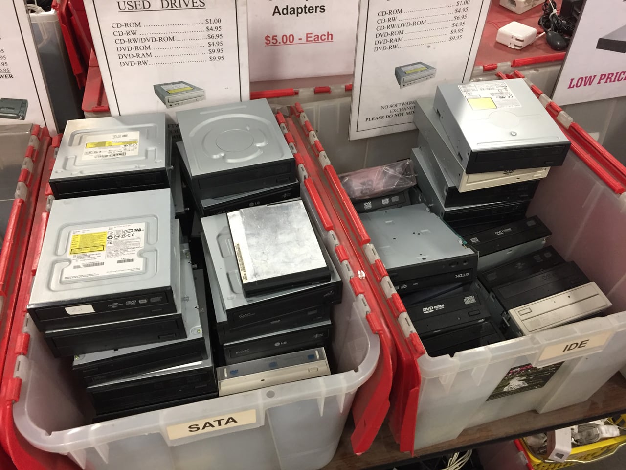 Křemíkové nebe RE-PC: prodejna starých počítačů v Seattlu