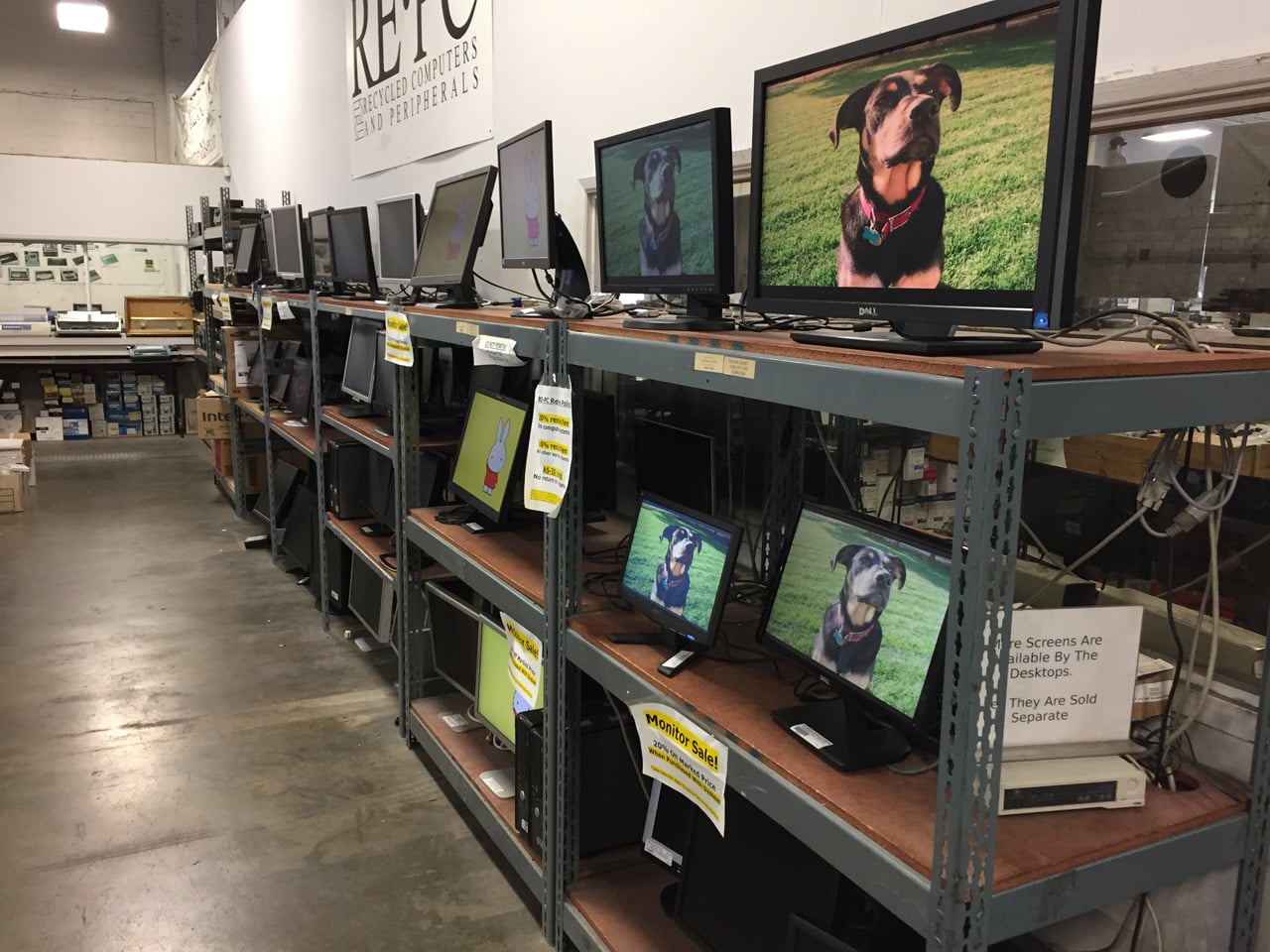 Křemíkové nebe RE-PC: prodejna starých počítačů v Seattlu