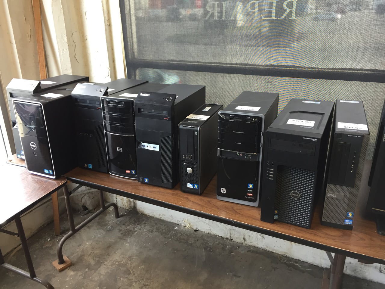 Křemíkové nebe RE-PC: prodejna starých počítačů v Seattlu
