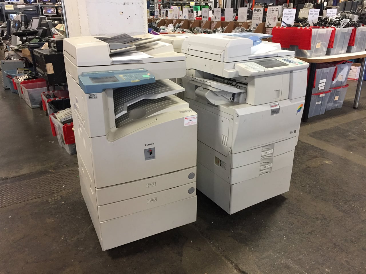 Křemíkové nebe RE-PC: prodejna starých počítačů v Seattlu