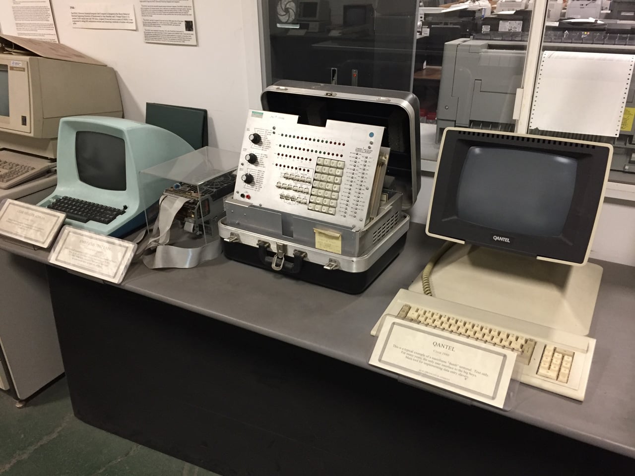 Křemíkové nebe RE-PC: prodejna starých počítačů v Seattlu