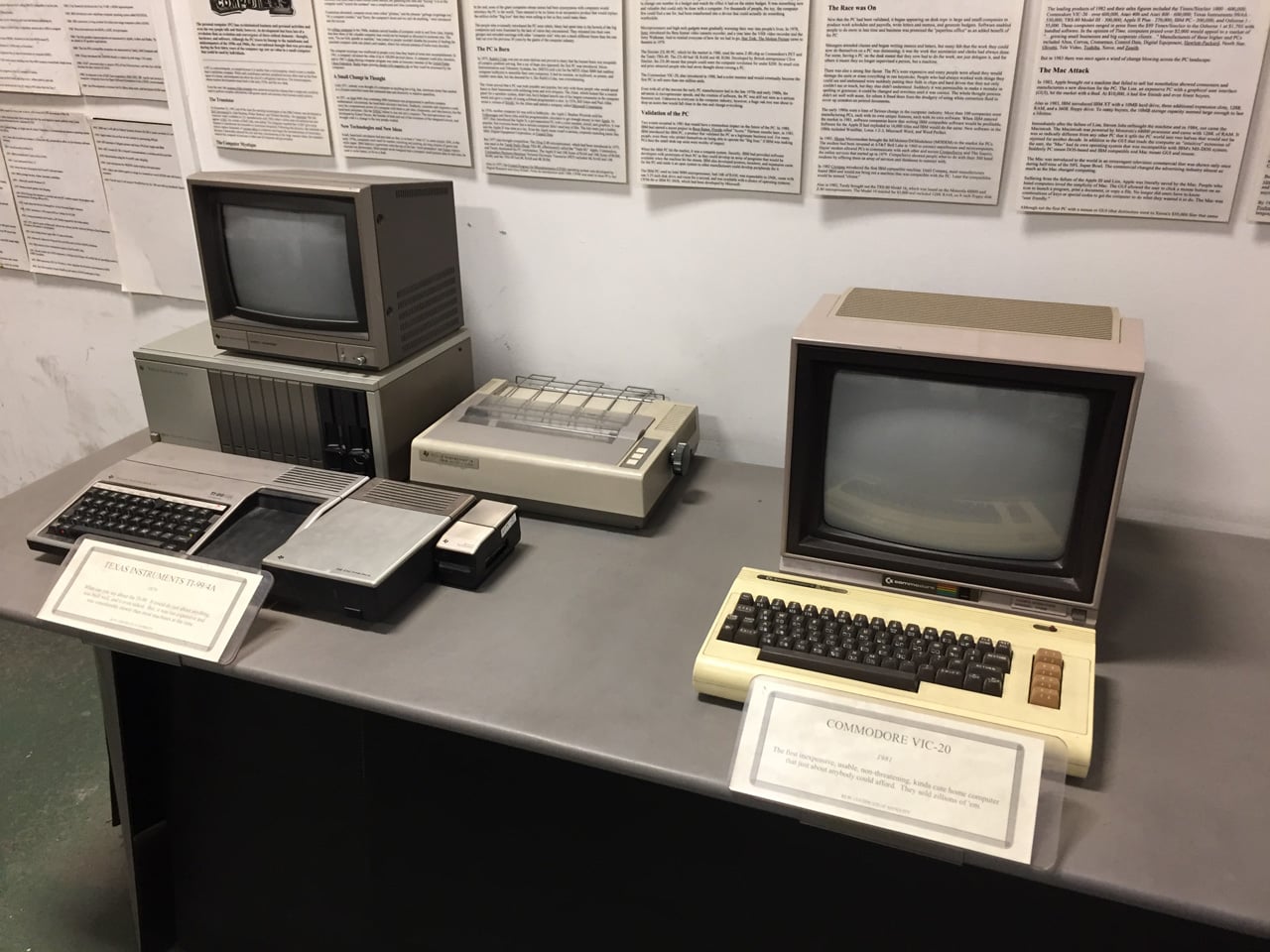 Křemíkové nebe RE-PC: prodejna starých počítačů v Seattlu