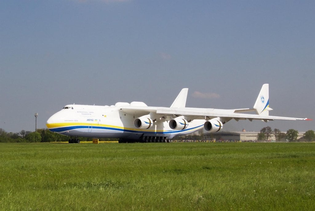 2017-12-antonov-an-225-mrija-v-praze-19.jpg