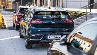 Náhledový obrázek - Kia Niro eviduje v Evropě na 23 tisíc zákaznických objednávek