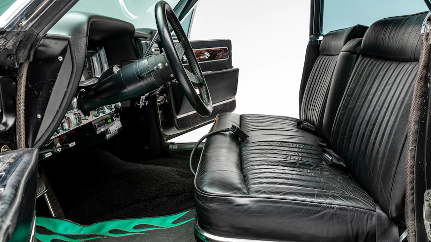 2020-01-1961-Lincoln-Continental-Custom-09.jpg