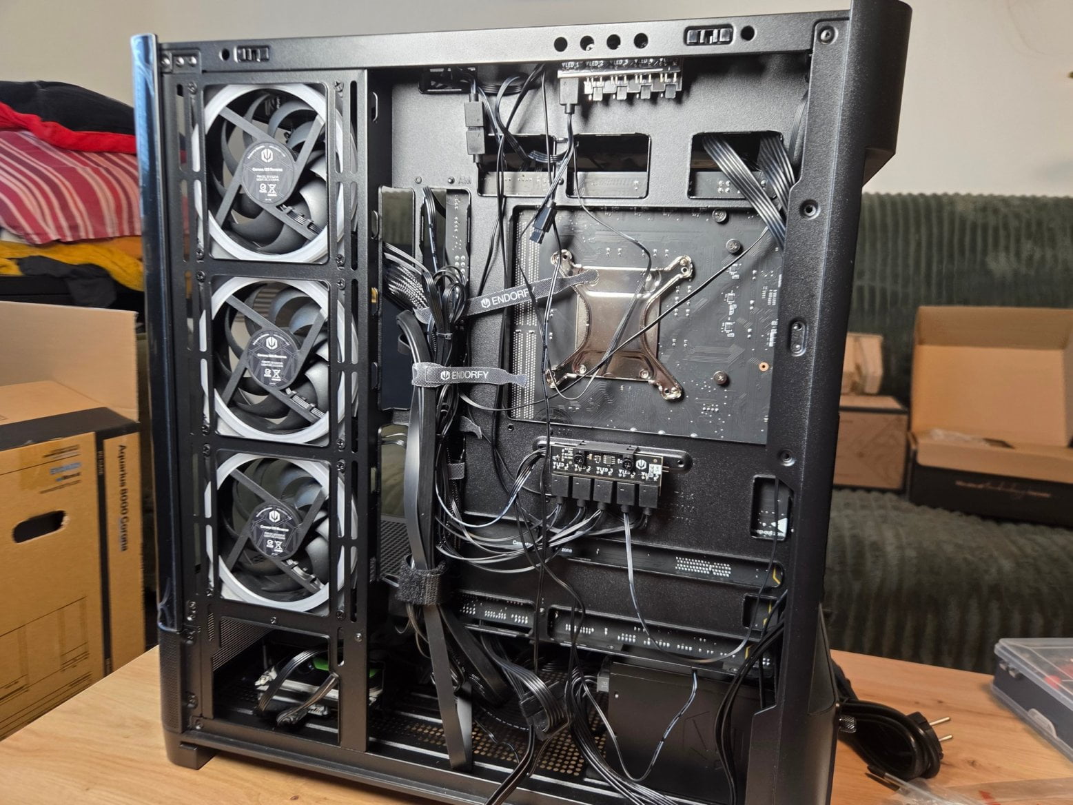 Endorfy Aquarius 8000 Corona