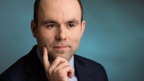 Náhledový obrázek - Analytik Partners Tománek: Evropské akcie jsou výrazně levnější než americké