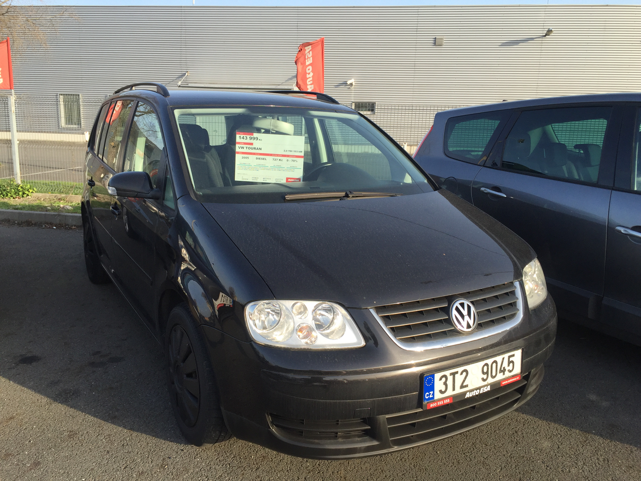 Volkswagen Touran, Auto ESA, kilometry v pořádku