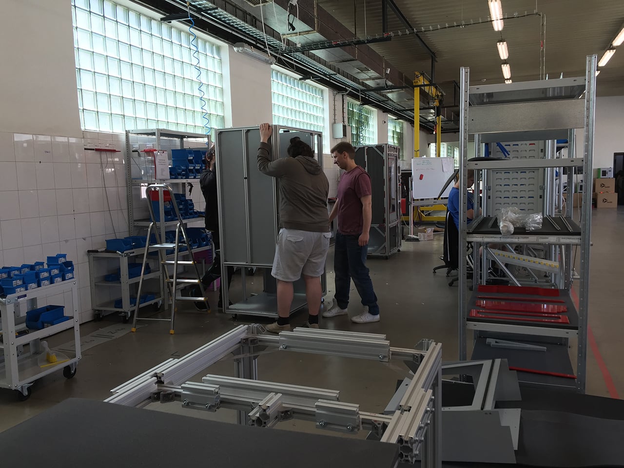 Stavění modelu DeeRed.