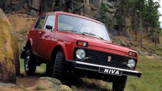 Náhledový obrázek - Sedm terénních automobilů dovážených do Československa. Vzpomínáme na ARO, VAZ, UAZ nebo GAZ