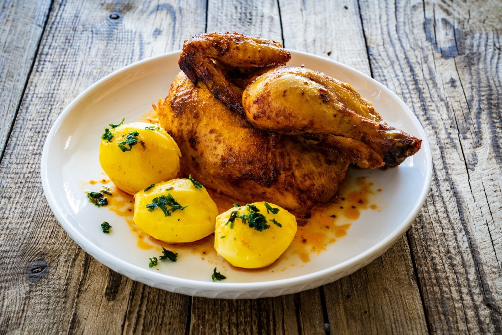 Autor: Shutterstock Kuře s bramborem