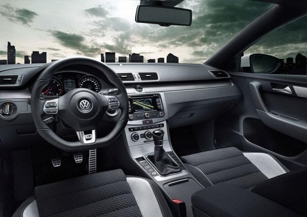 2015-02-volkswagen-passat-r-line-5.jpg