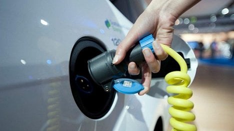 Náhledový obrázek - Ford zakládá společný podnik na výrobu elektromobilů v Číně. Investuje stovky milionů dolarů