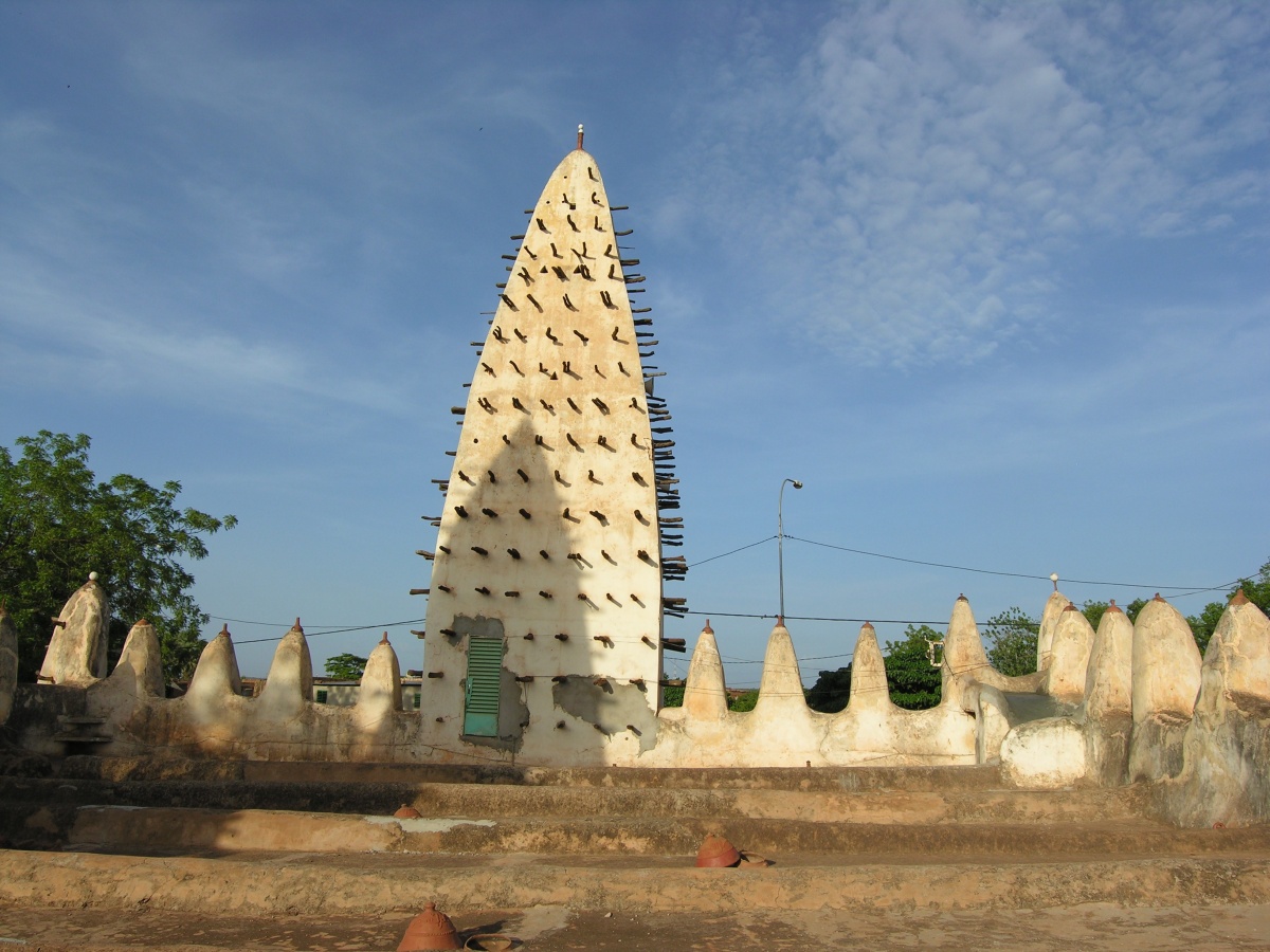 Velká mešita. Bobo-Dioulasso.