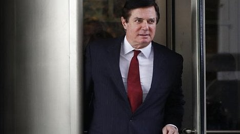 Náhledový obrázek - Manafort a Gates mají další problémy, byli obviněni z daňových a bankovních podvodů