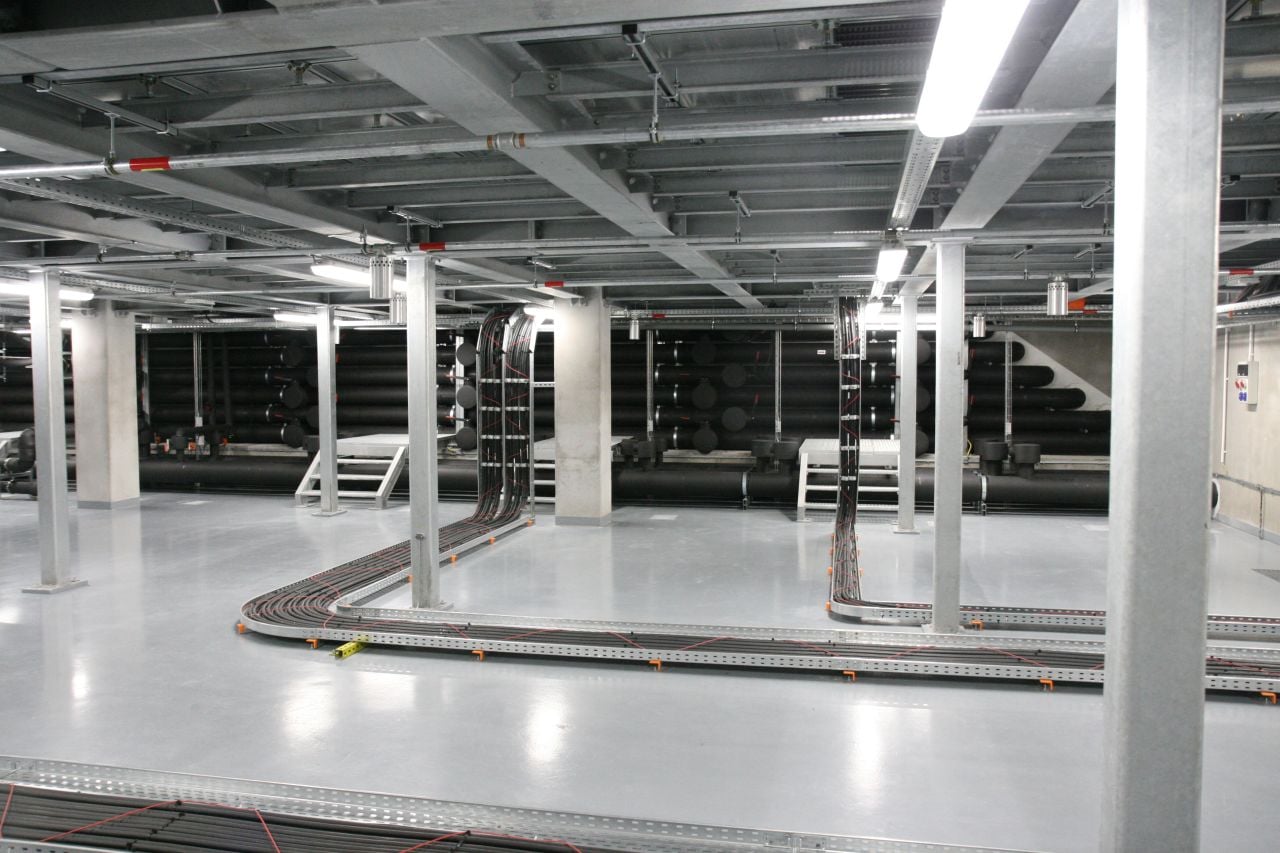 Škoda Auto HPE SGI 8600 clustery, klimatizace a vstup do DC C12