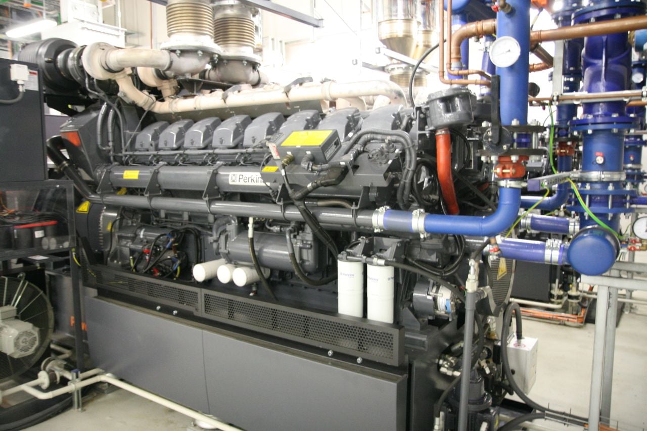 Škoda Auto HPE SGI 8600 clustery, klimatizace a vstup do DC C12