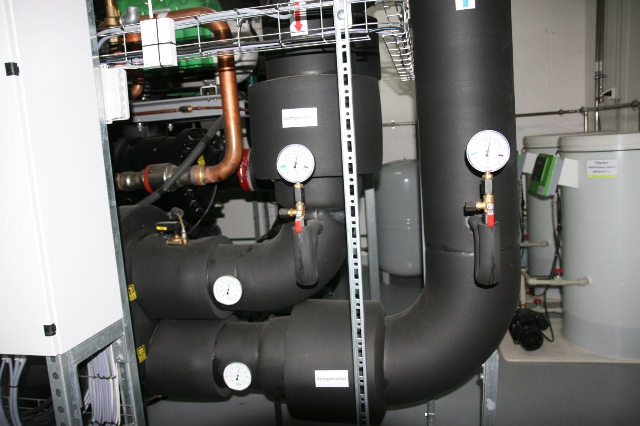 Škoda Auto HPE SGI 8600 clustery, klimatizace a vstup do DC C12