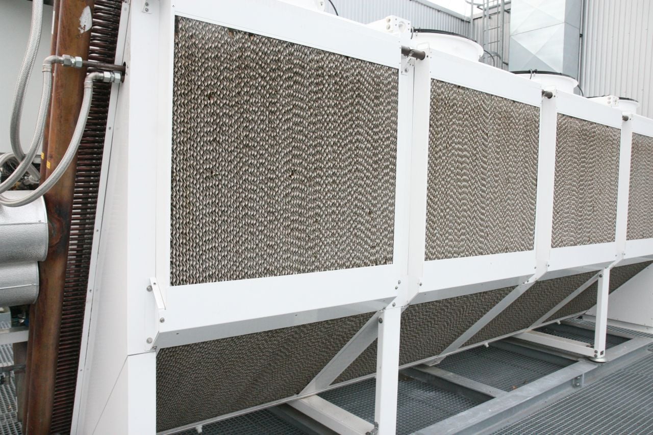 Škoda Auto HPE SGI 8600 clustery, klimatizace a vstup do DC C12