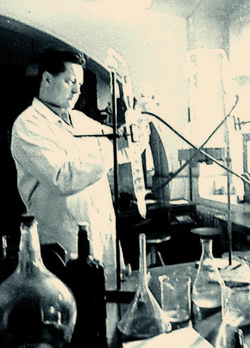 Staré prostory nestačily a v roce 1973 v karlovarských Bohaticích výstavba nového areálu