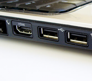 <p>Pomocí HDMI&#160;připojíte notebook třeba ke svému televizoru</p>