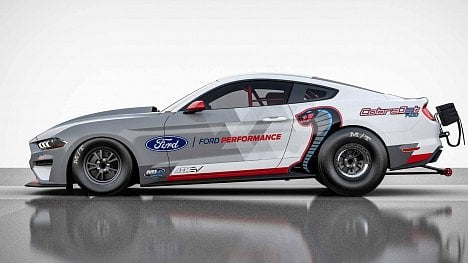 Náhledový obrázek - Že jsou elektromobily tiché? Dragster Ford Mustang vás přesvědčí o opaku