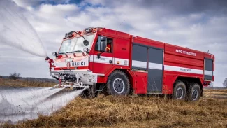 Náhledový obrázek - Hasiči dostanou 232 nových vozů Tatra. Obří zakázka má hodnotu přes dvě miliardy korun