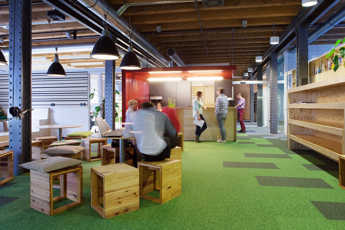 Nové prostory Etnetery v pražských Holešovicích