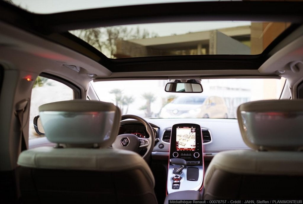 2011-08-renault-opc49bt-pc599etvc3a1c599c3ad-historii-s-novc3bdm