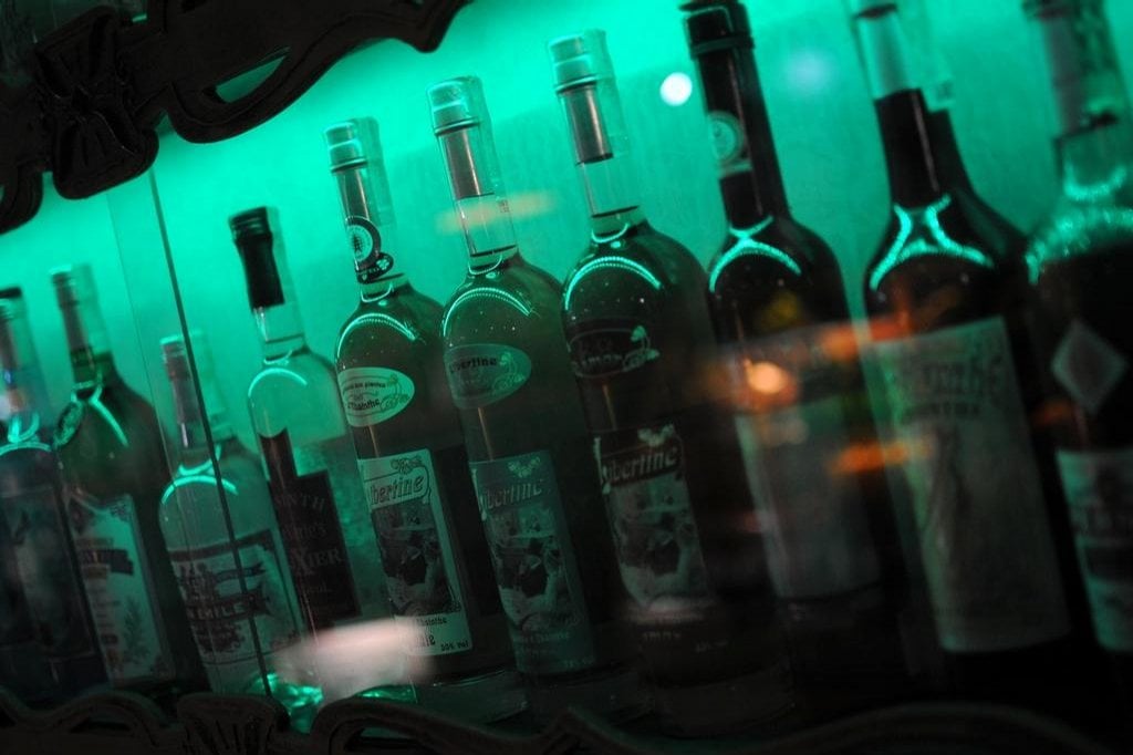 2010-03-absintherie-5.jpg