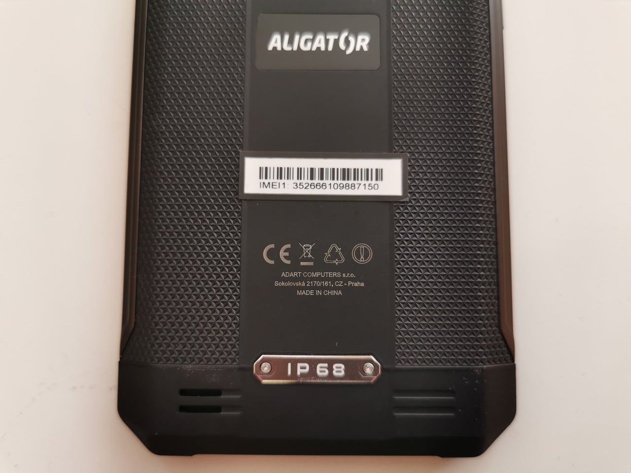 Český smartphone Aligator RX700 eXtremo