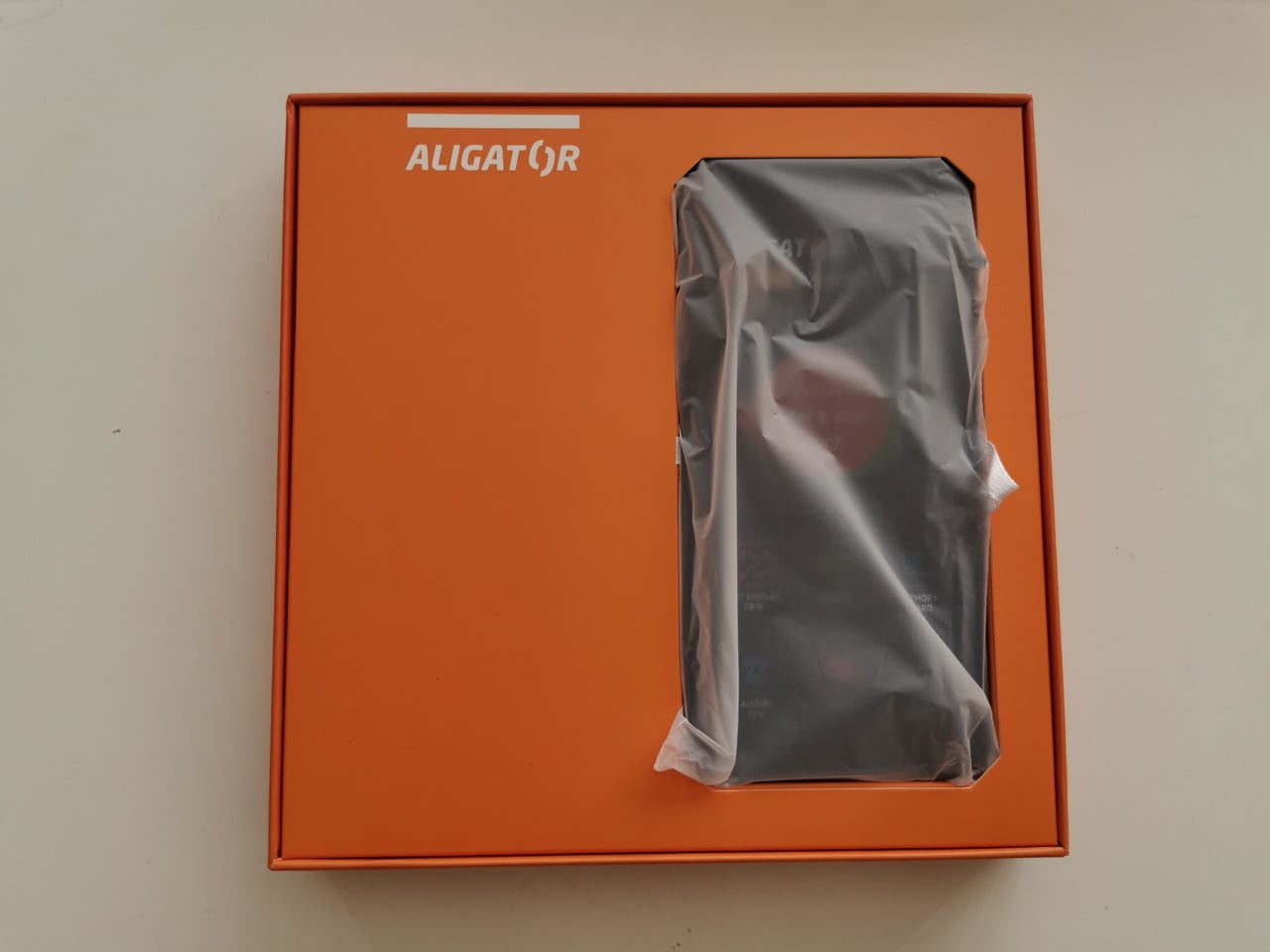 Český smartphone Aligator RX700 eXtremo