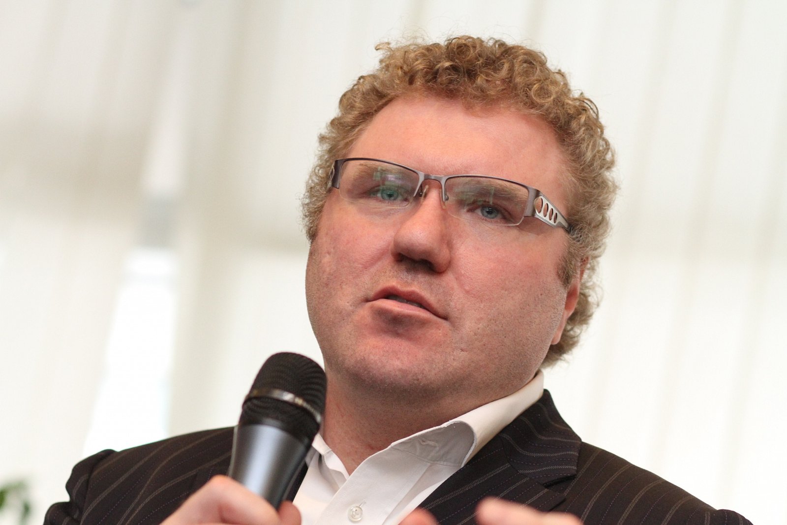 Jak Česká televize představovala kanály ČT :D a ČT art