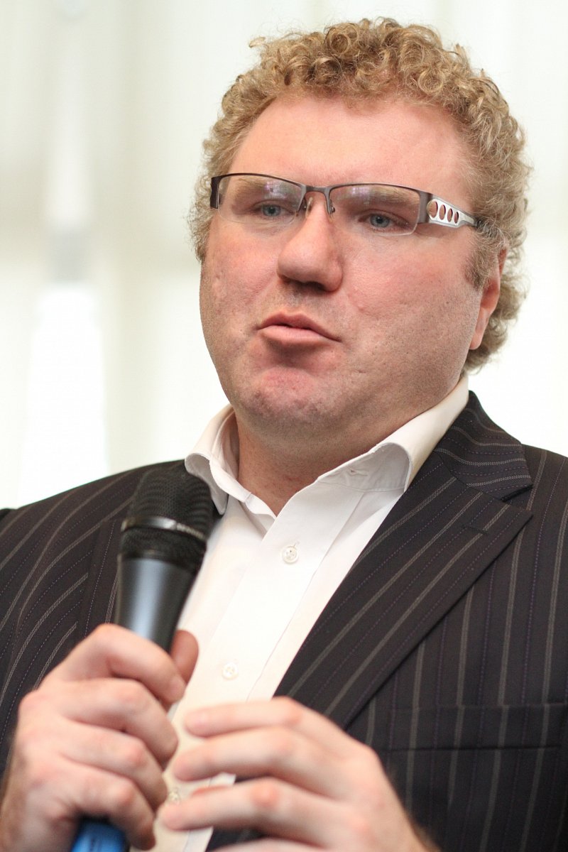 Jak Česká televize představovala kanály ČT :D a ČT art