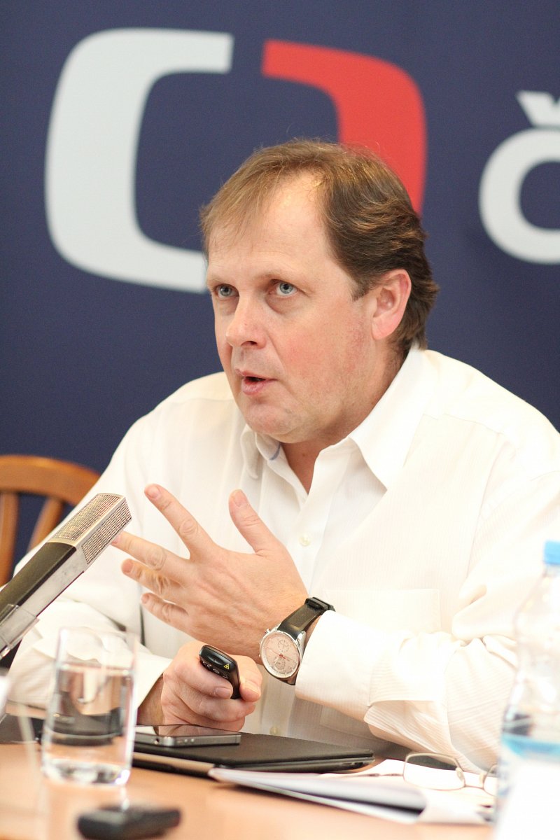 Jak Česká televize představovala kanály ČT :D a ČT art