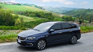 Náhledový obrázek - Fiat Tipo Italia: Italský švihák nabízí víc, než byste řekli