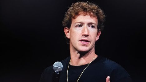 Miliardáři bez diplomu. Zuckerberg, Gates i Jobs jsou zářnými příklady toho, že „vejška“ není jedinou cestou k úspěchu