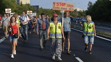 Náhledový obrázek - Protesty zablokovaly Spořilovskou. Praha 4 chce dostavbu okruhu