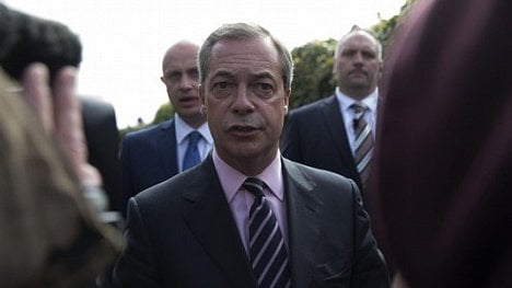 Náhledový obrázek - Lídr brexitu Farage odchází z čela UKIP. Své jsem splnil, říká