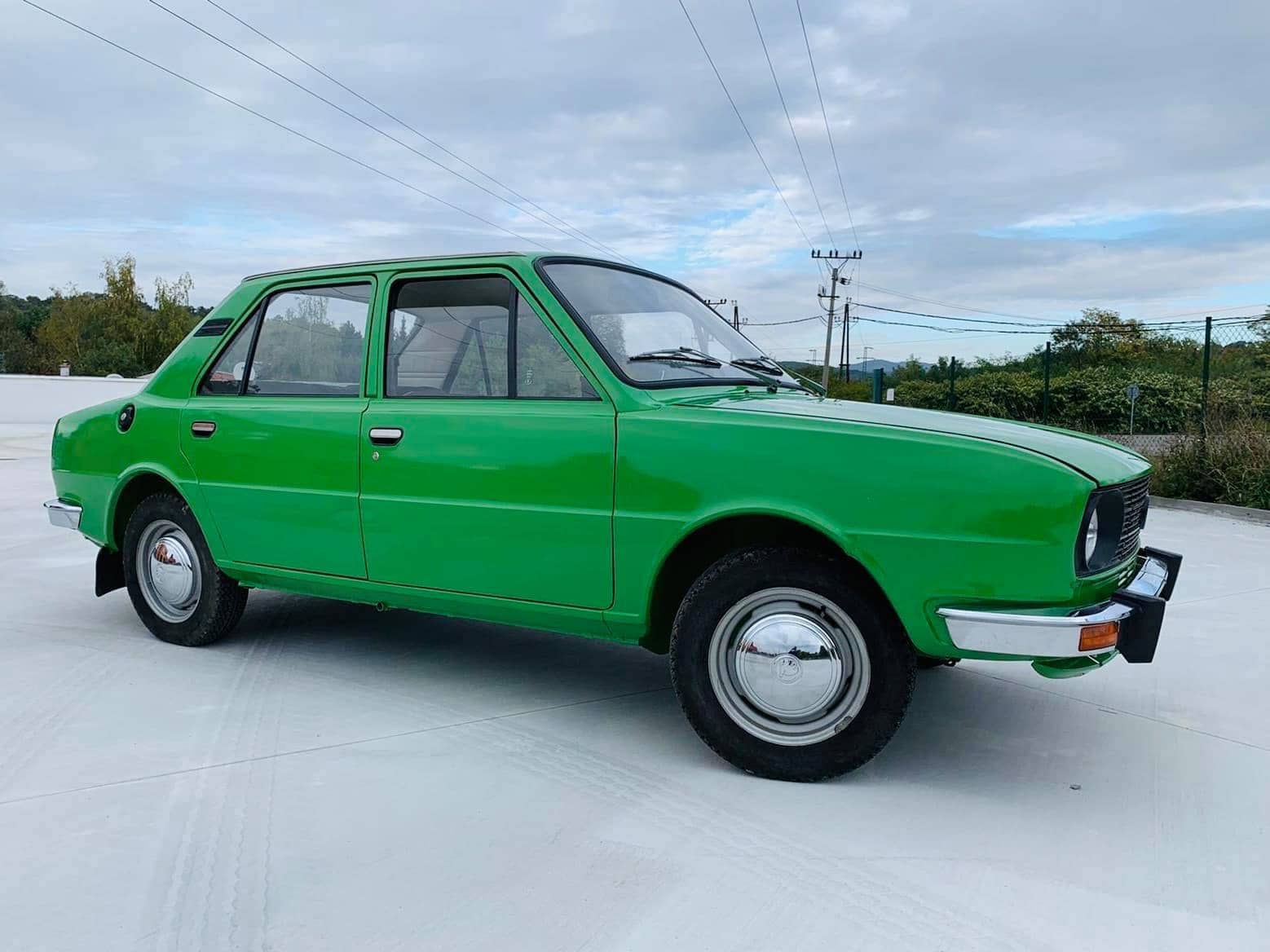 2021-11-skoda-105-retrogaraz-6.jpg