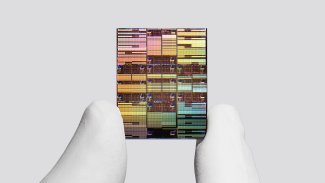 Čip IBM vyrobený 0,7nm procesem
