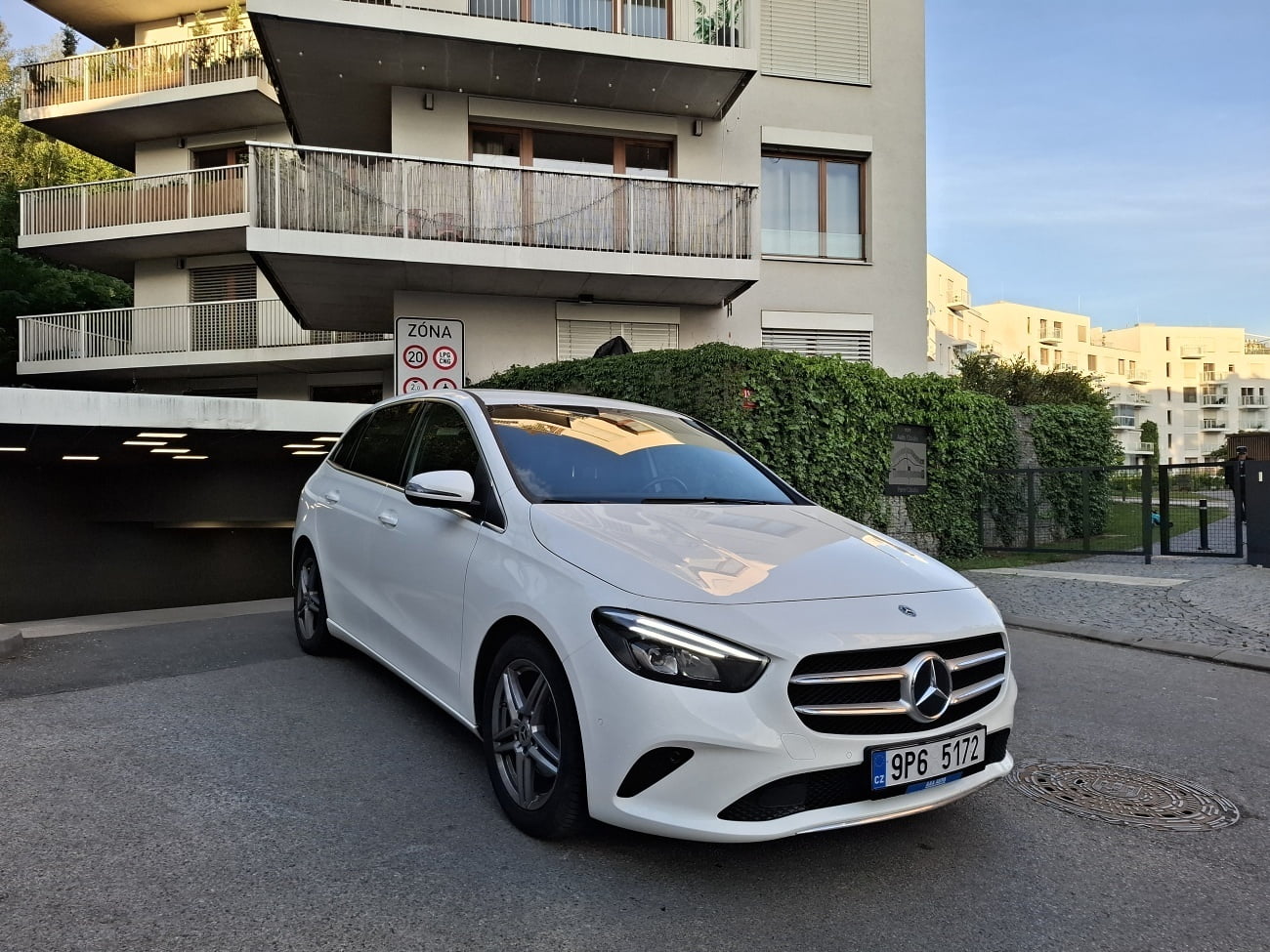 Ojetý Mercedes-Benz B 180 (2019)