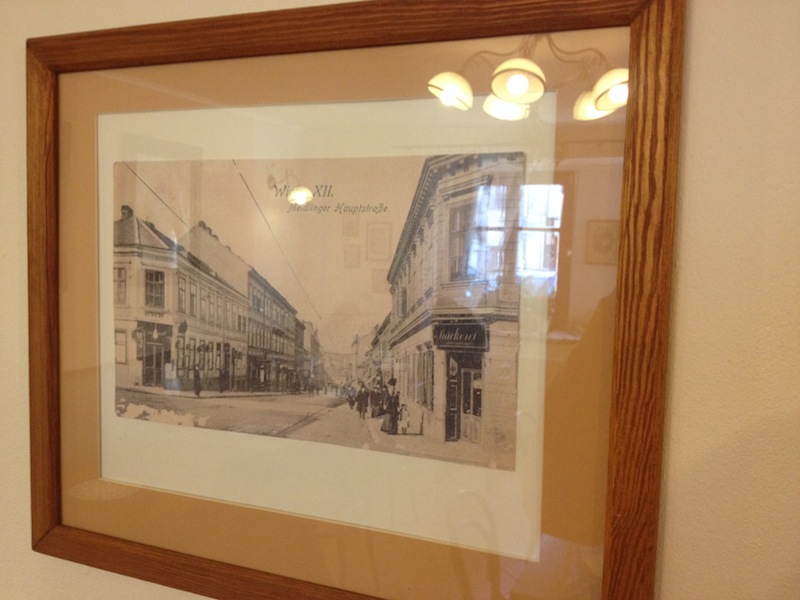 Roudnická cukrárna a kavárna navazuje na vídeňskou kulturu.