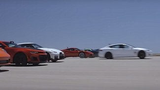 Náhledový obrázek - Další ukázka hlavní výhody elektromobilů v praxi. Tesla ovládla největší drag race