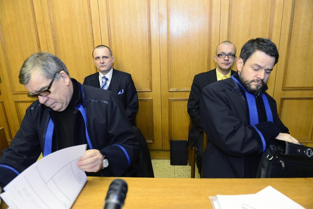 2010-11-bc3a1rta-a-c5a1kc3a1rka-jsou-nevinnc3ad-soud-je-zprostil