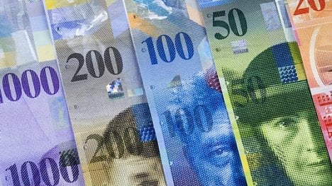 Náhledový obrázek - Švýcarská transparentnost: centrální banka „tajně“ oslabuje frank