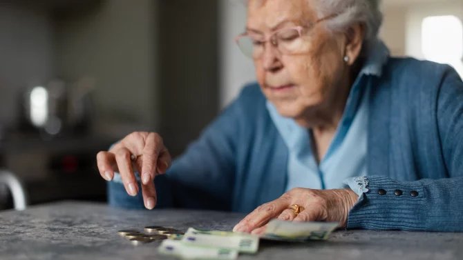 Průměrný důchod se v lednu 2024 zvýšil na 20 694 korun. Naposledy proběhla valorizace podle starých pravidel